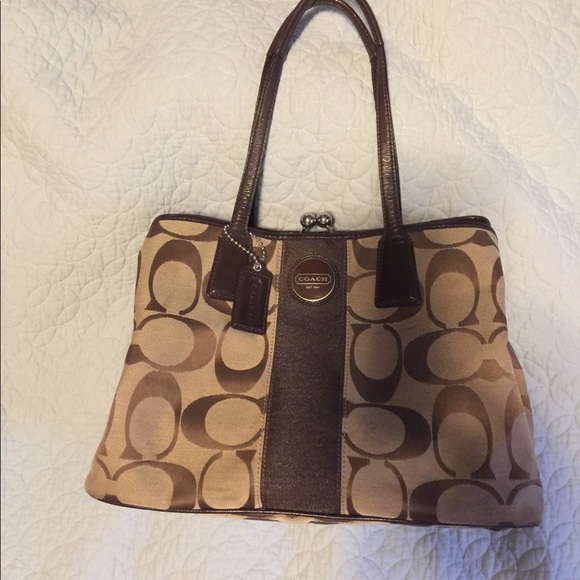 Authentic Coach Purse - Picture 4 of 7